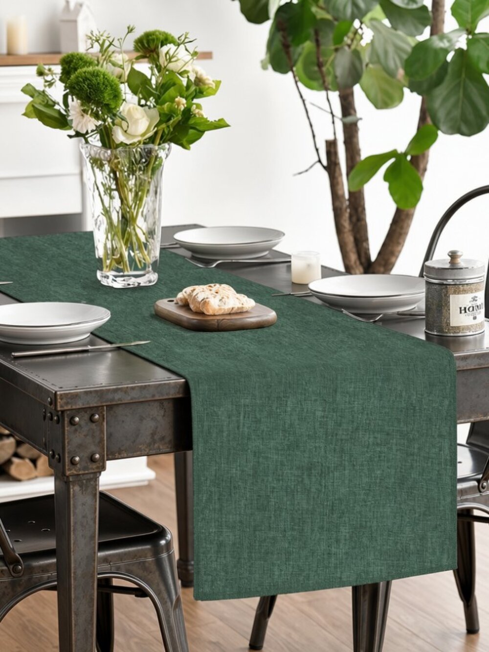 Table Runner 13 Inch x 108 Inch Forest Green Brand New